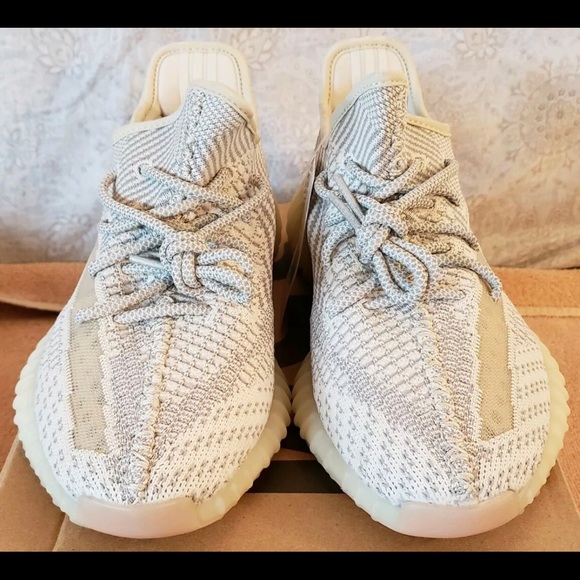 adidas gazelle silver green womens Adidas Yeezy Boost 350 V2 Lundmark (Non Reflective)